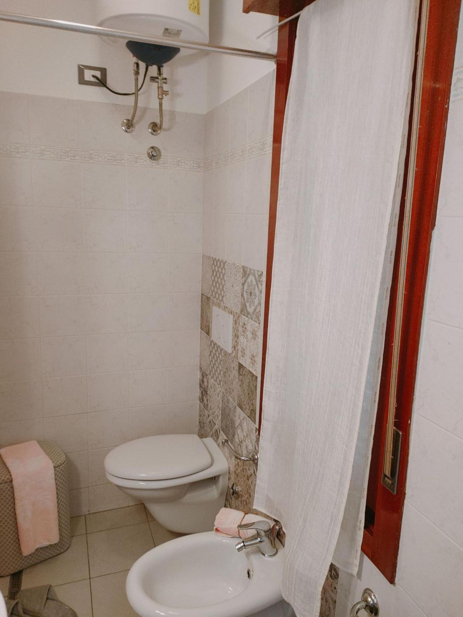 Recently Renovated Two Bedroom Flat In