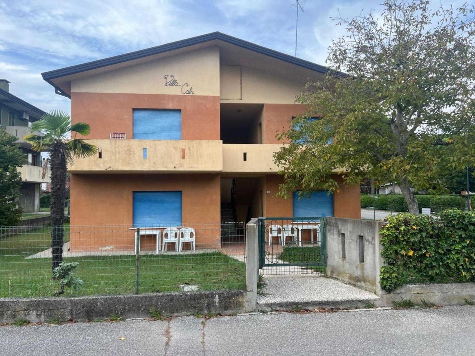 Recently Renovated Two Bedroom Flat In Appartamento